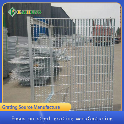 Thép cacbon Q235 Lưới hàn mạ kẽm nhúng nóng Lưới hàng rào tùy chỉnh