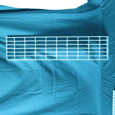 Bên ngoài T1 Thang kim loại không trượt Cầu thang mạ kẽm Treads Bước tấm