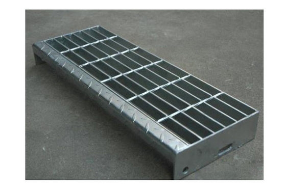 T4 Rô-rô-măng-rô Thép mạ kim loại Grate cầu thang Chiều dài 60mm