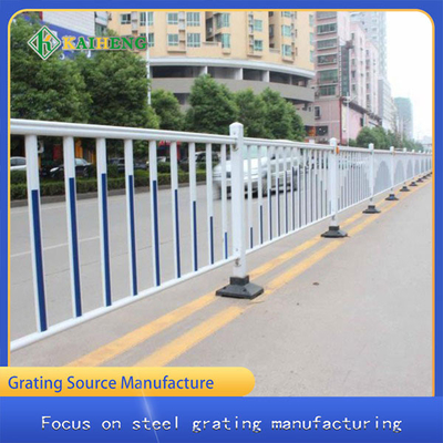 Lan can bảo vệ giao thông mạ kẽm Thép phun nhựa cho đô thị