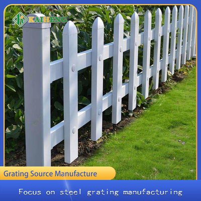 Bãi cỏ PVC nhỏ hàn lưới hàng rào Bãi cỏ hàng rào hàng rào